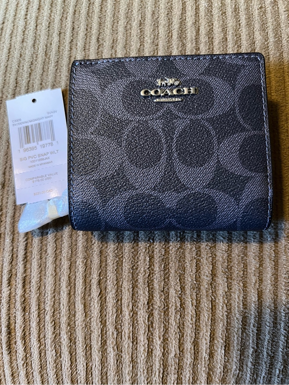 Coach C3309 — Snap Wallet in Signature Canvas nwt - Picture 1 of 6